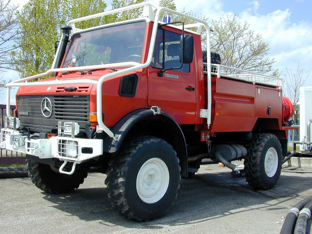 mercedes benz unimog